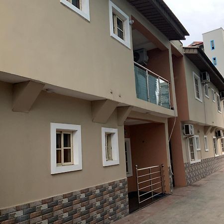 March Forte 3 Bedroom Apartment Ікеджа Екстер'єр фото