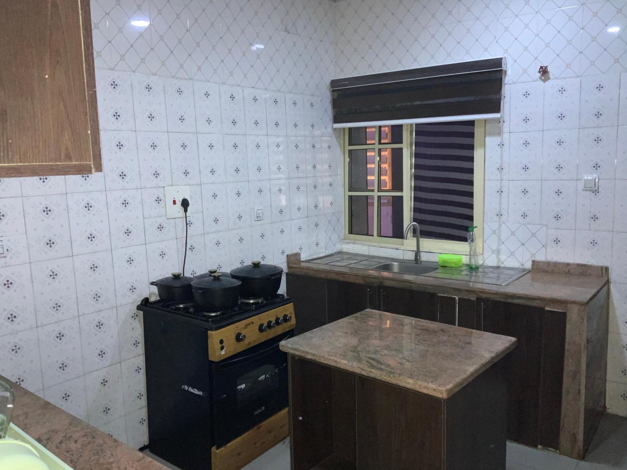 March Forte 3 Bedroom Apartment Ікеджа Екстер'єр фото