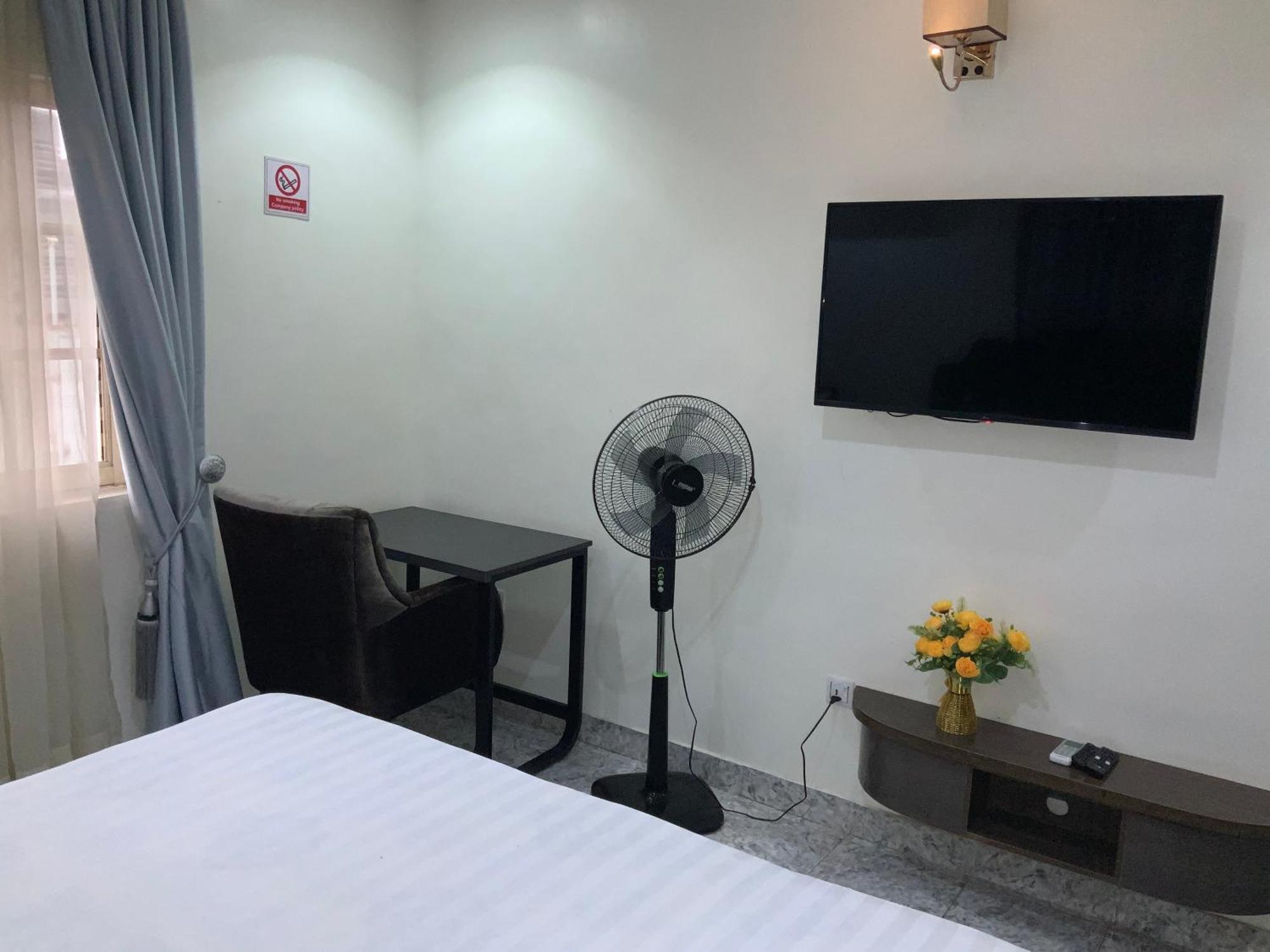 March Forte 3 Bedroom Apartment Ікеджа Екстер'єр фото