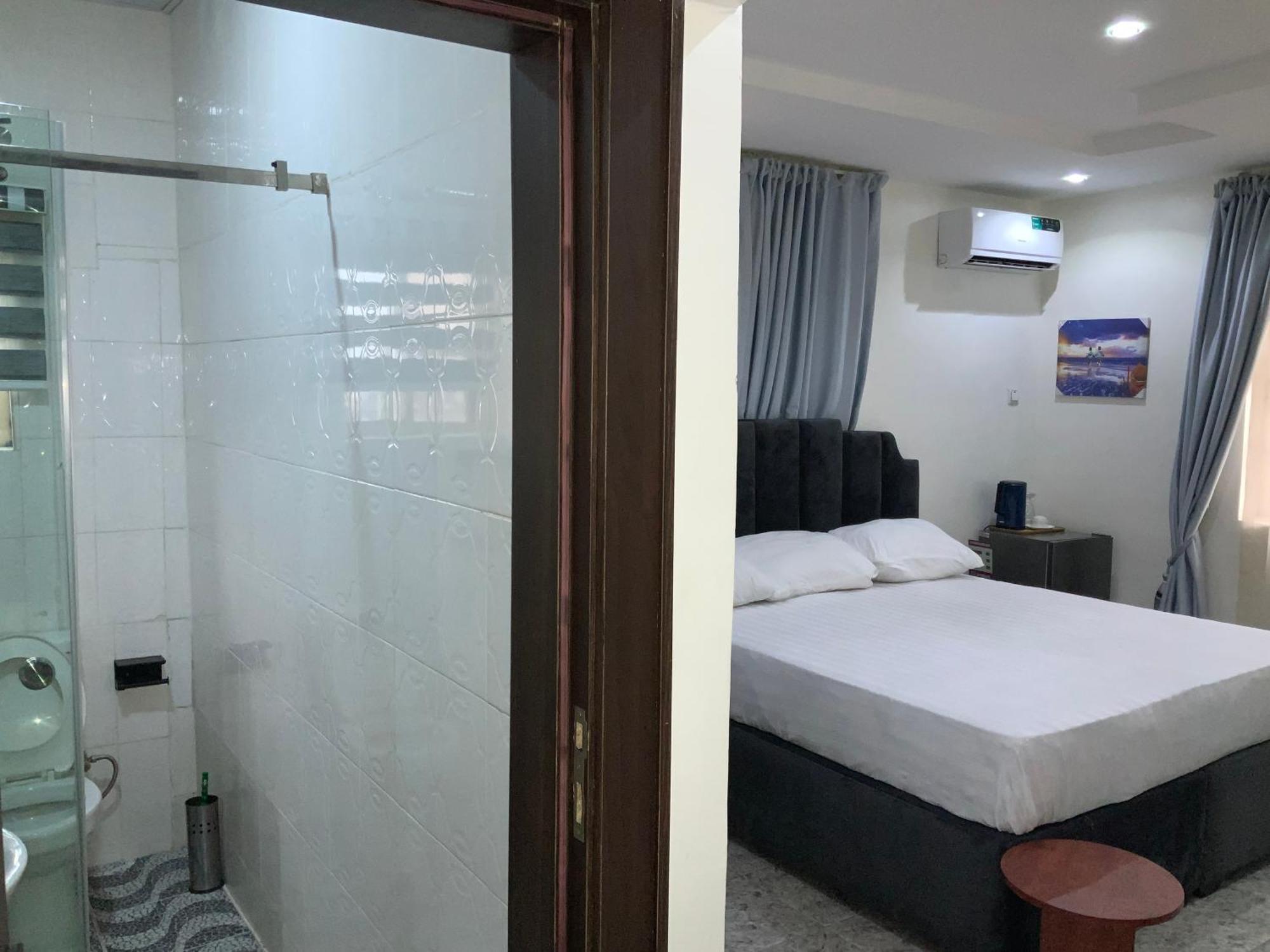 March Forte 3 Bedroom Apartment Ікеджа Екстер'єр фото