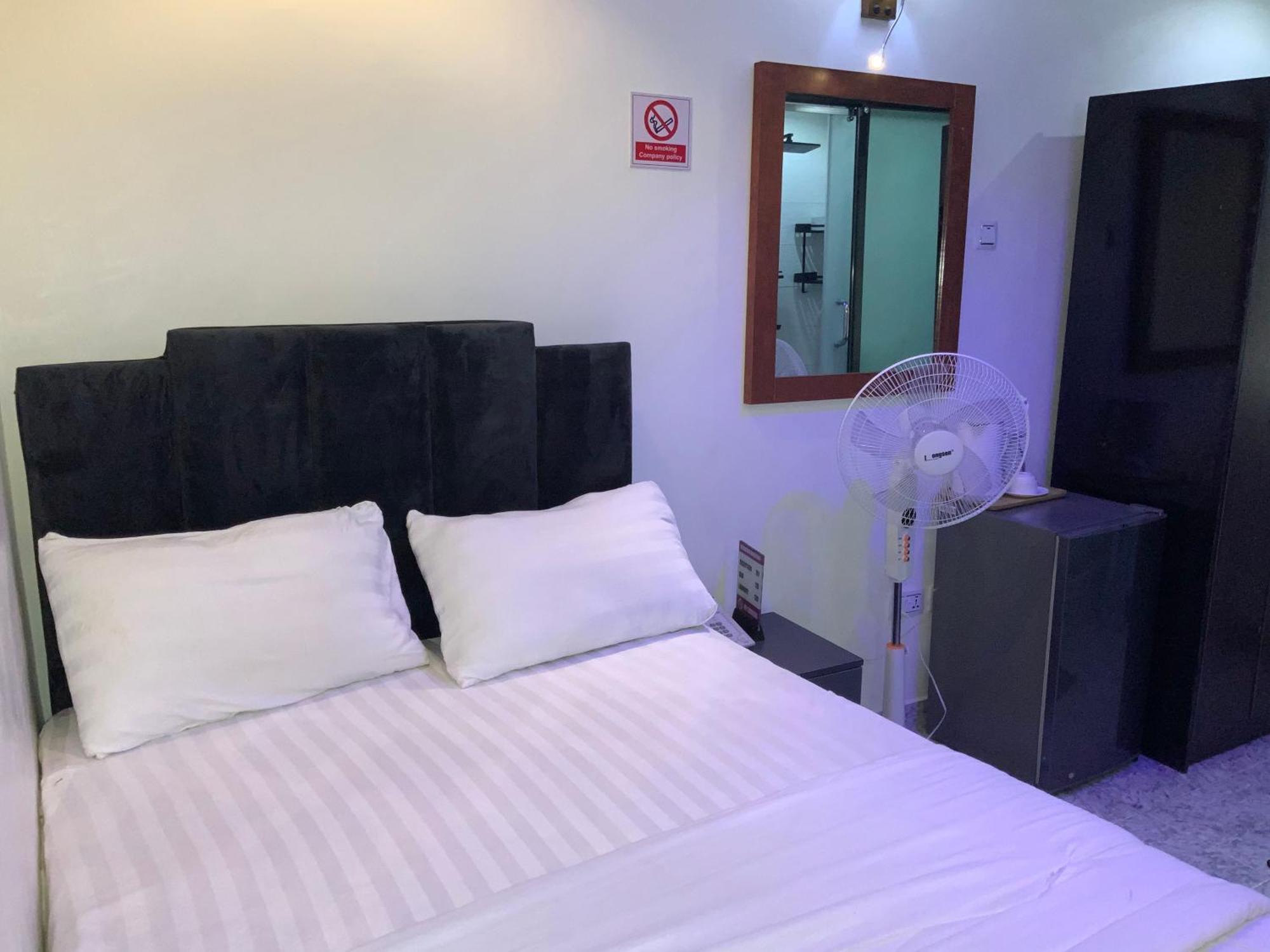 March Forte 3 Bedroom Apartment Ікеджа Екстер'єр фото