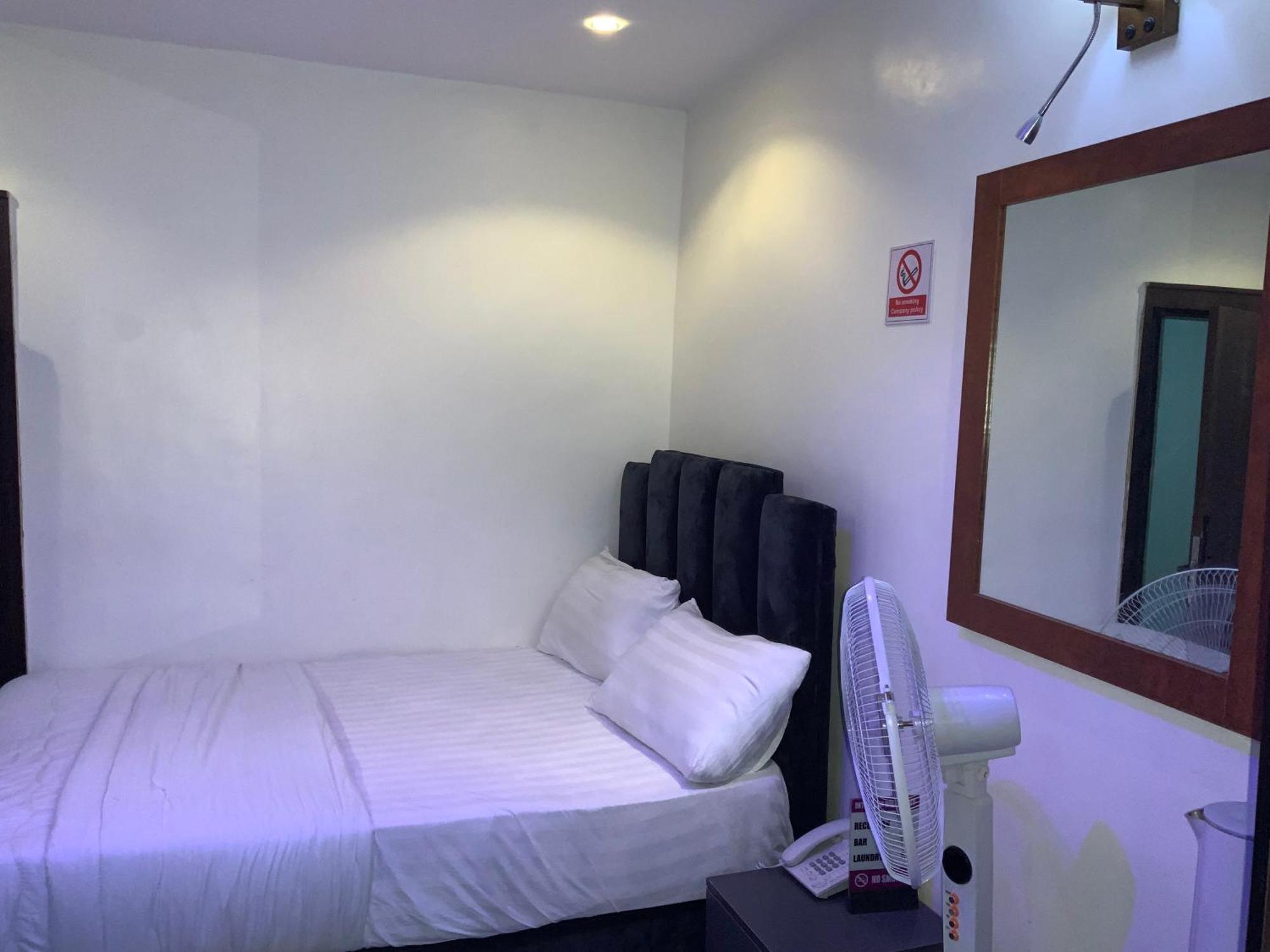 March Forte 3 Bedroom Apartment Ікеджа Екстер'єр фото